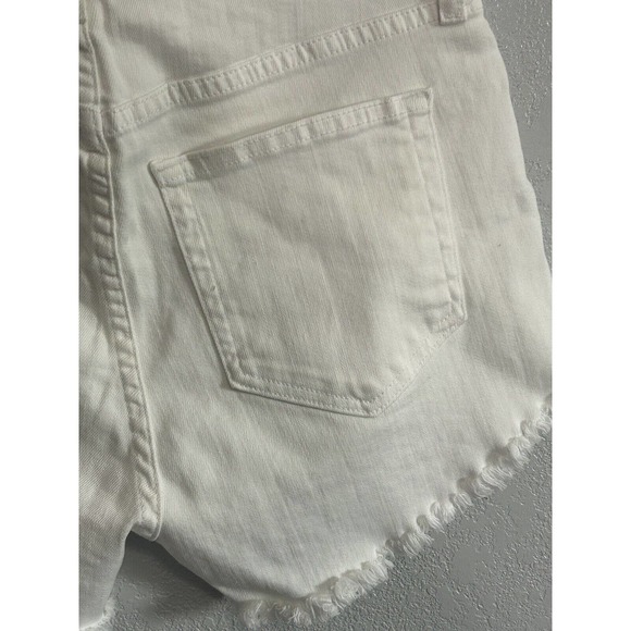 L'AGENCE Women’s Cutoff White Raw Frayed Hem Denim Zoe Short Relaxed New Size 29 - Picture 10 of 11